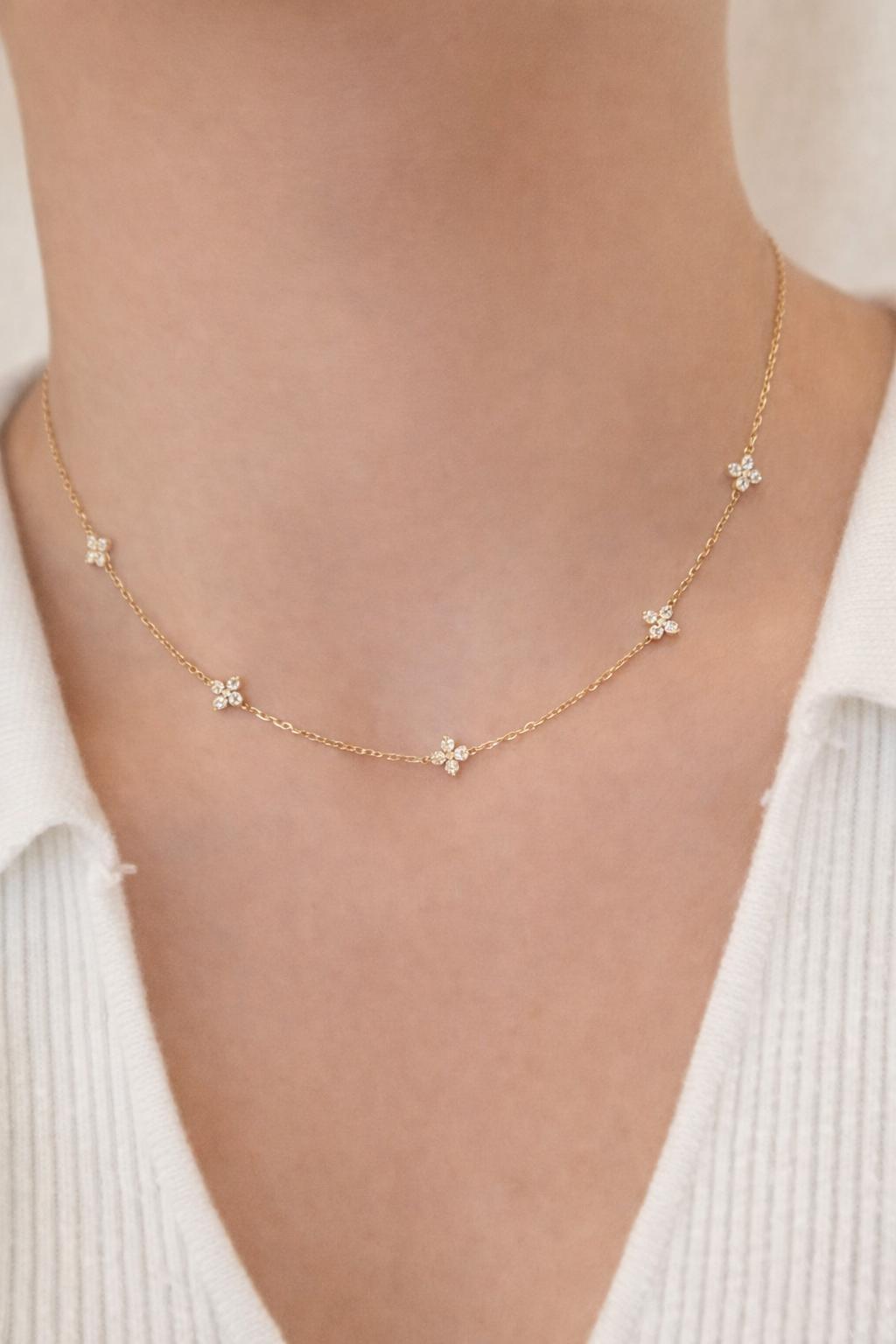 Dainty Floral Necklace